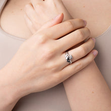 Load image into Gallery viewer, Maid's Sterling silver Claddagh ring (smaller size)